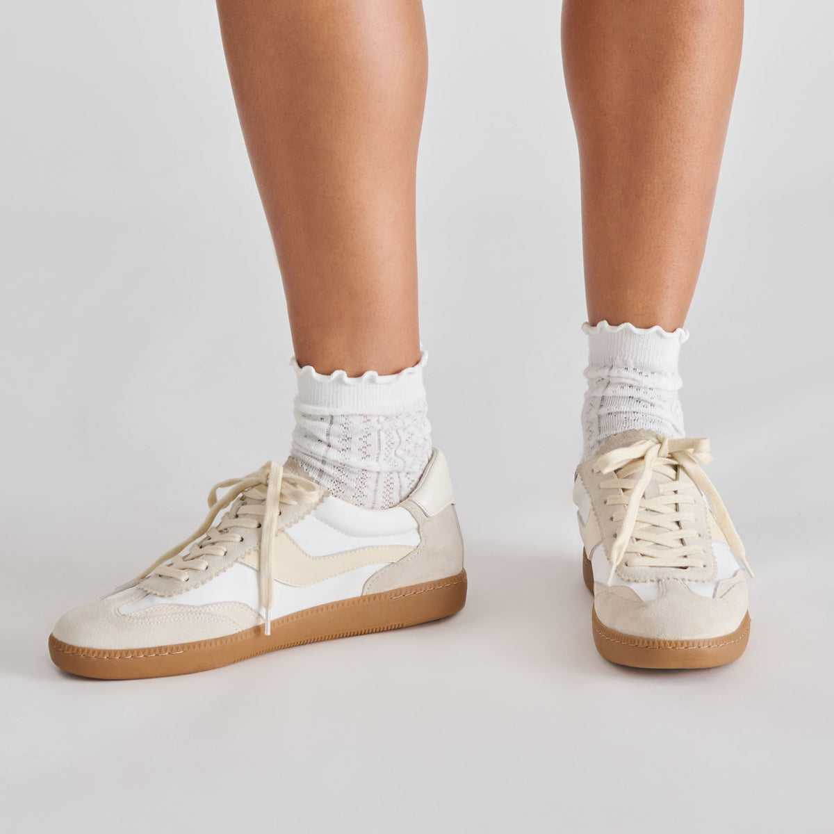Dolce Vita Quality | POINTELLE SOCKS WHITE
